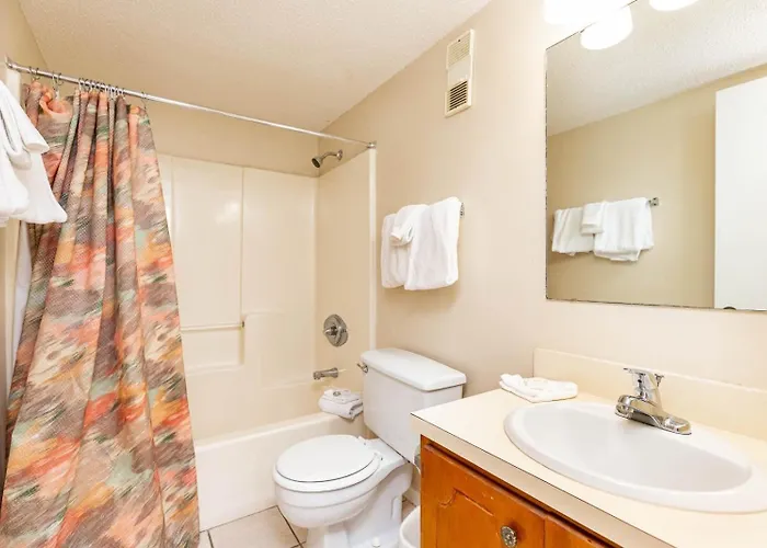 Island Winds East 201 Apartment
