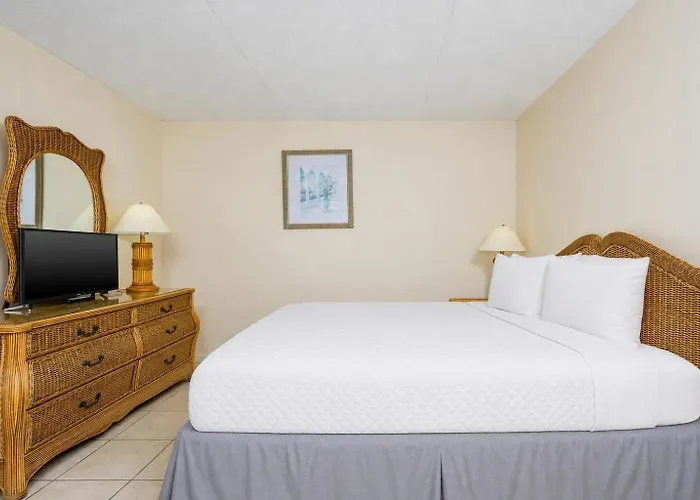 Apartment Island Winds East 201 Gulf Shores
